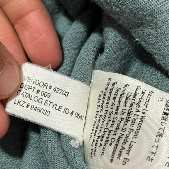 Eddie Bauer Women's Long Sleeve‎ Turtleneck Top Size S Velvet burnout - Picture 3 of 6